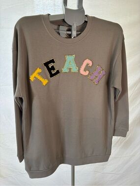 Gray Crewneck Sweatshirt with Colorful 'TEACH' Appliqué oversized XL